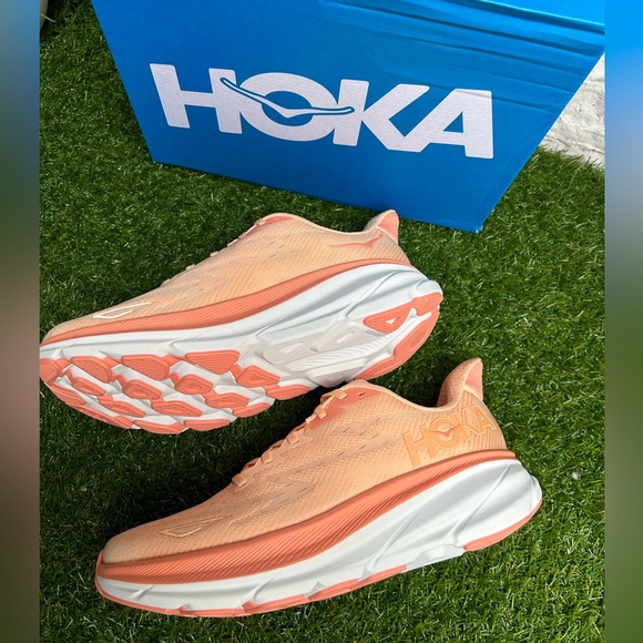 Hoka Clifton 9 Cantaloupe / White women size    10 new with box - Picture 12 of 17